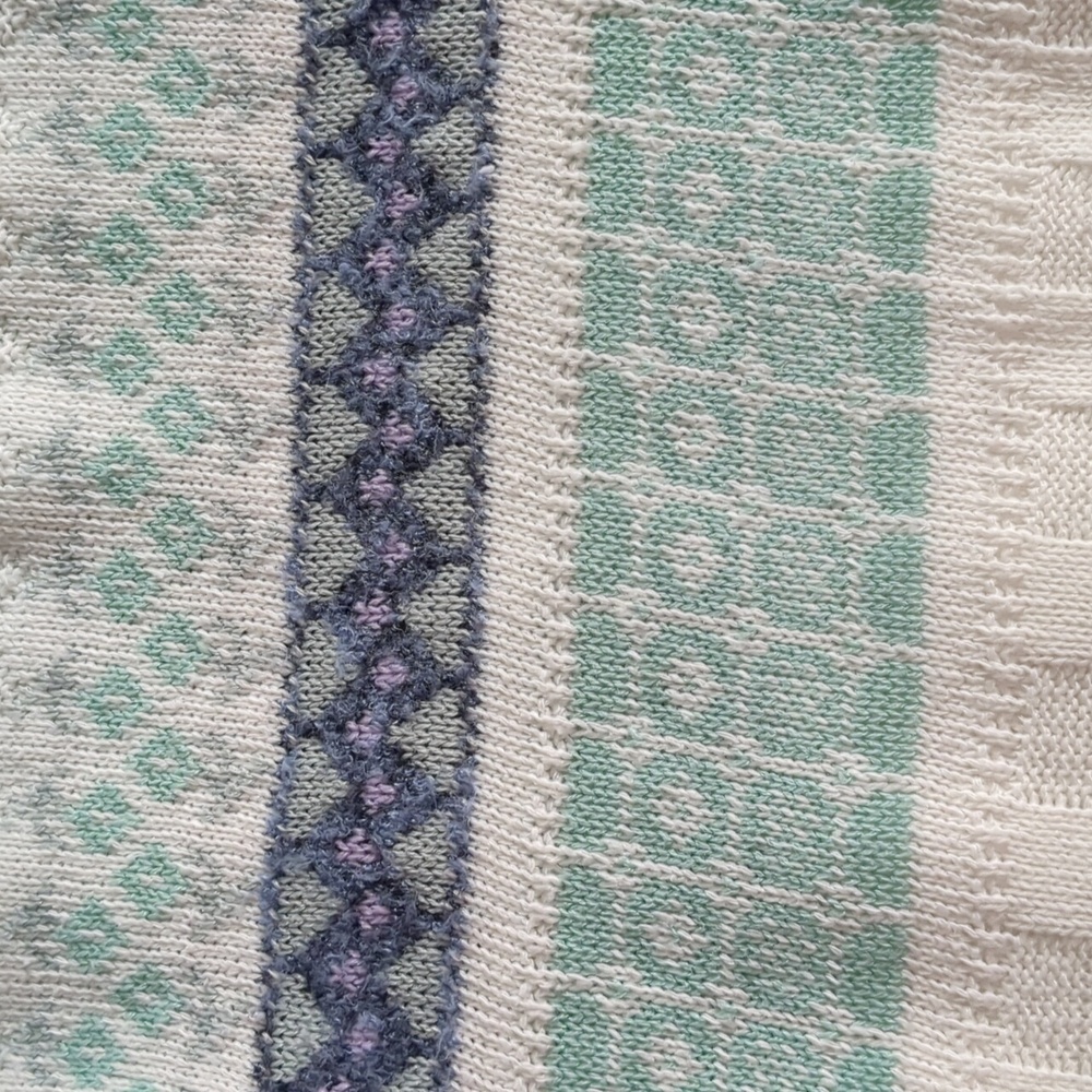 Caricon acrylic Neutral White Blue Knit Sweater Medium - Picture 4 of 9